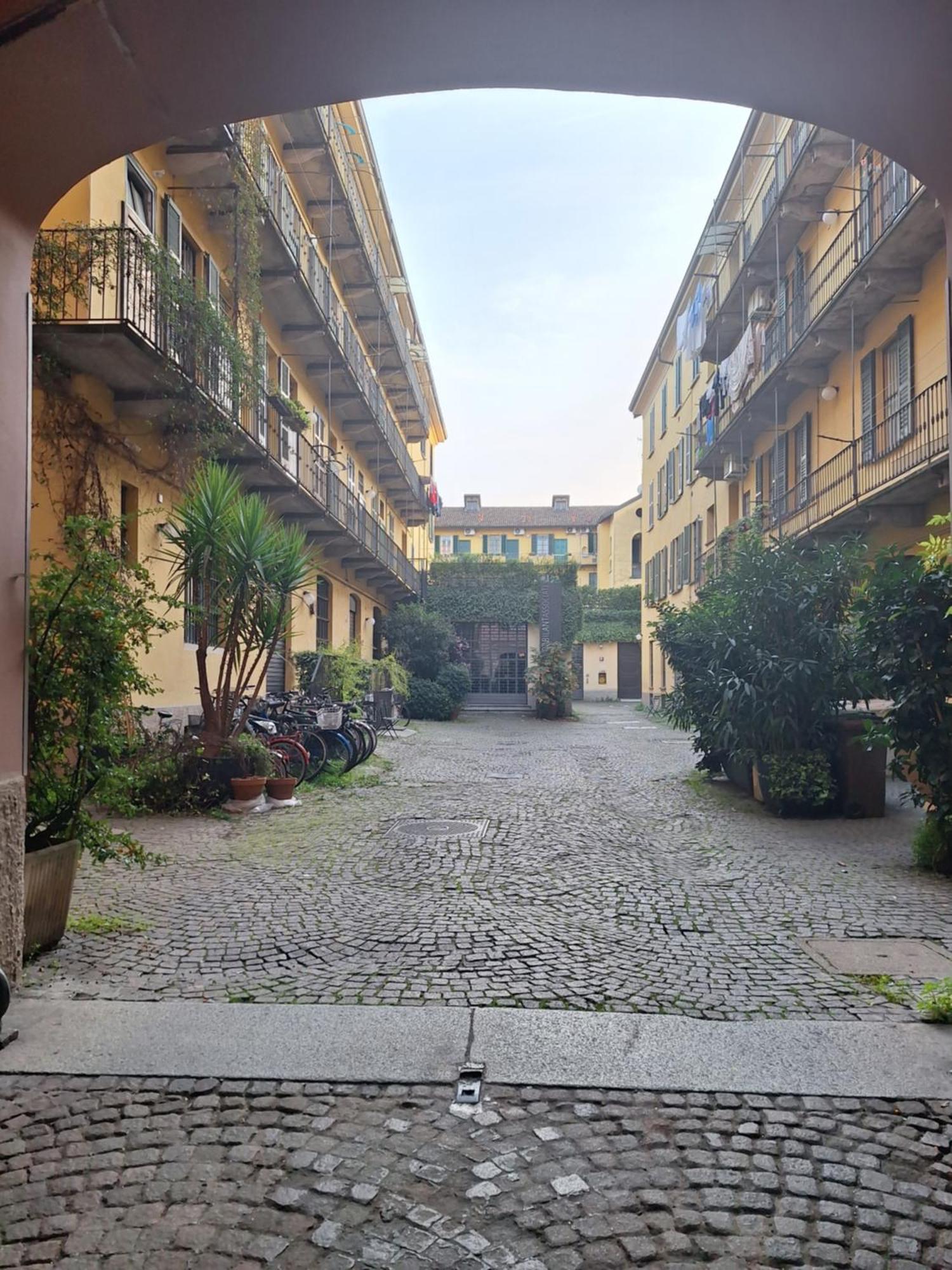 Nuovo Appartamento Milano Navigli Exterior foto